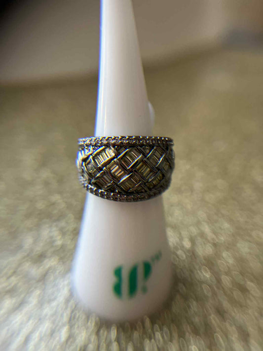 Twinkling Sass Size 6